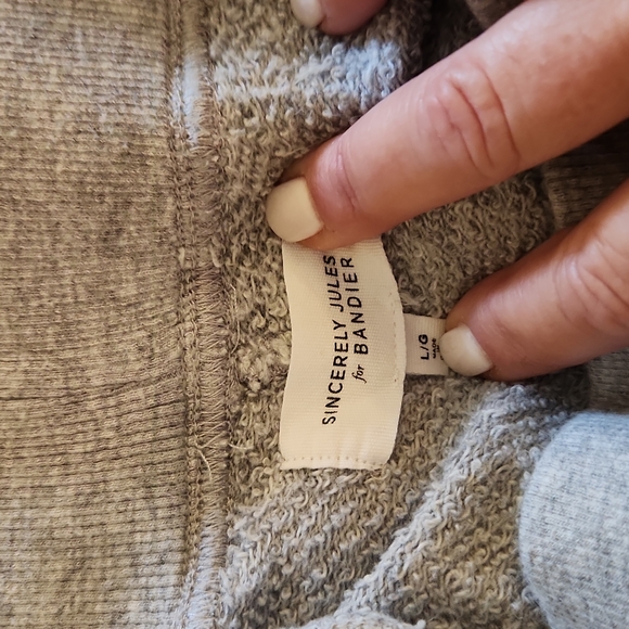 Sincerely Jules for Bandier grey sweatpants and zip up. 1X top L in bottoms - Picture 5 of 11